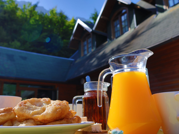 Food & Drinks 4, MIK Hotel Valbona, Tropojës