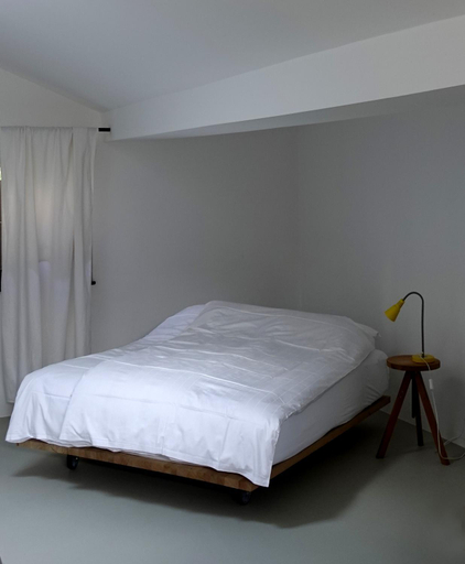 Others 5, Bretzenstudios, Innsbruck Land