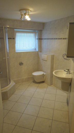 Bathroom 2, Villa Hardegsen, Northeim