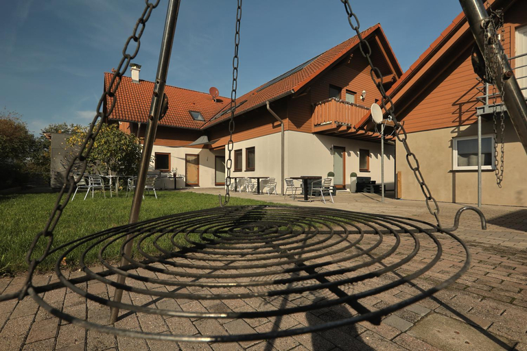 Others 5, Pension Zum Paradies, Rhein-Pfalz-Kreis
