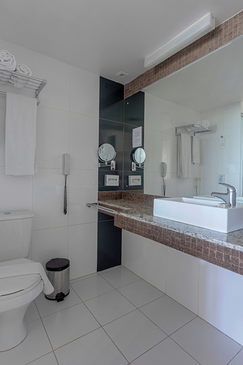 Bathroom 5, Mercure Maceio Pajucara Hotel, Maceió (capital)