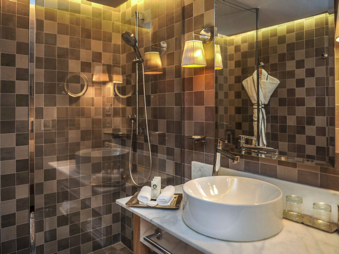 Bathroom 3