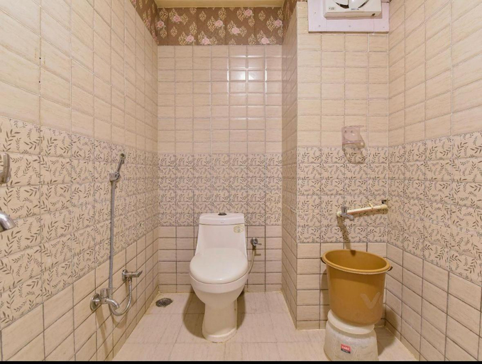 Bathroom 3, Mangal Residency, Udaipur