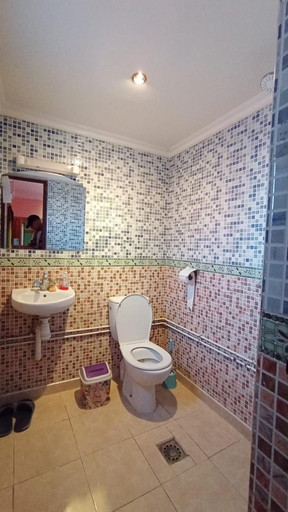 Bathroom 5, Hotel Restaurant BOUGAFER, Ouarzazate