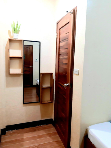 Bathroom 7