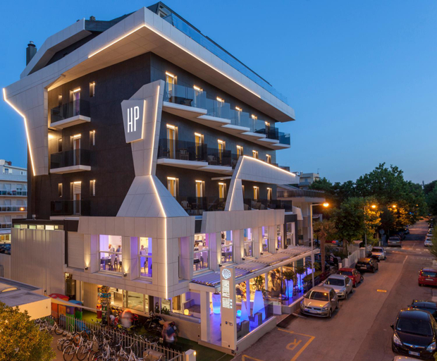 Others 5, Hotel Petronio, Rimini