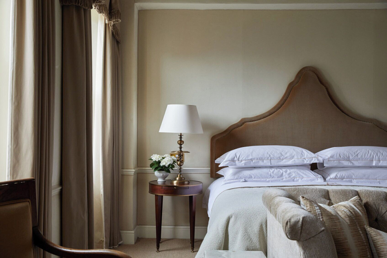 Bedroom 3, The Egerton House Hotel, London