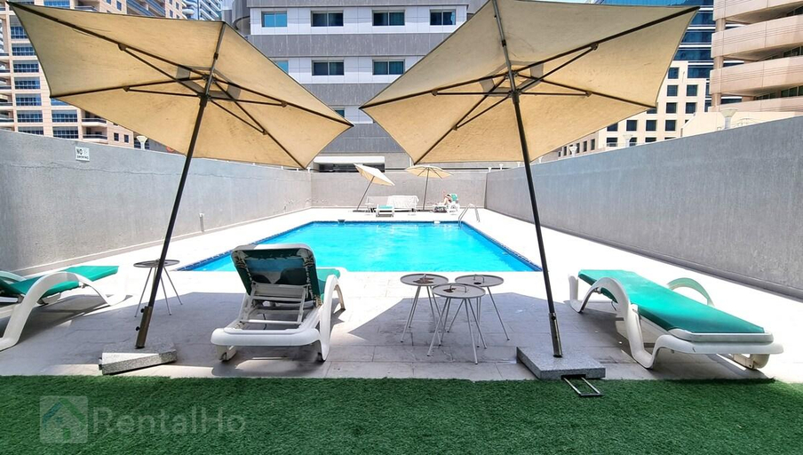Sport & Beauty, Luxury & Centric Flat with Balcony views in Marina, Dubai