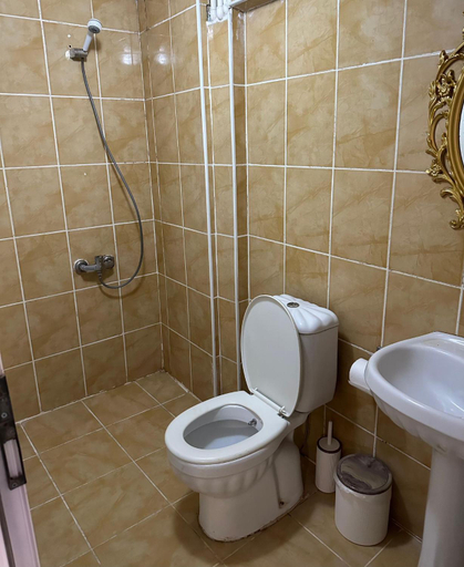 Others 3, Hotel Metropol 1, Fatih