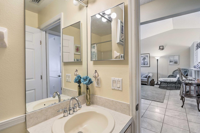 Bathroom 3, Bright Titusville Retreat w/ Lanai - WFH Friendly!, Brevard