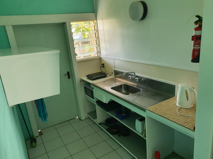 Others 2, Sunny Beach Lodge, Aitutaki