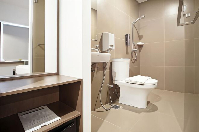 Bathroom 7
