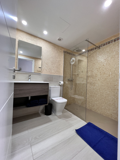 Bathroom 4, Apartamentos Bergantin Menorca Club, Baleares