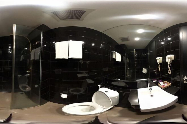 Bathroom 8