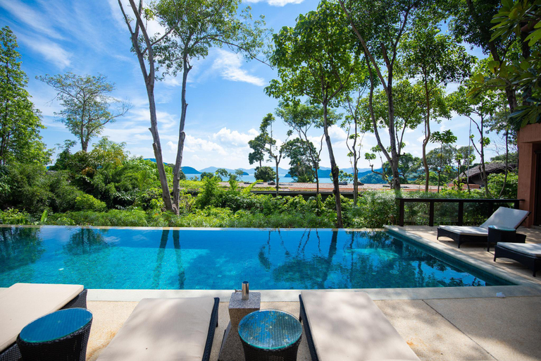 Swimming Pool 2