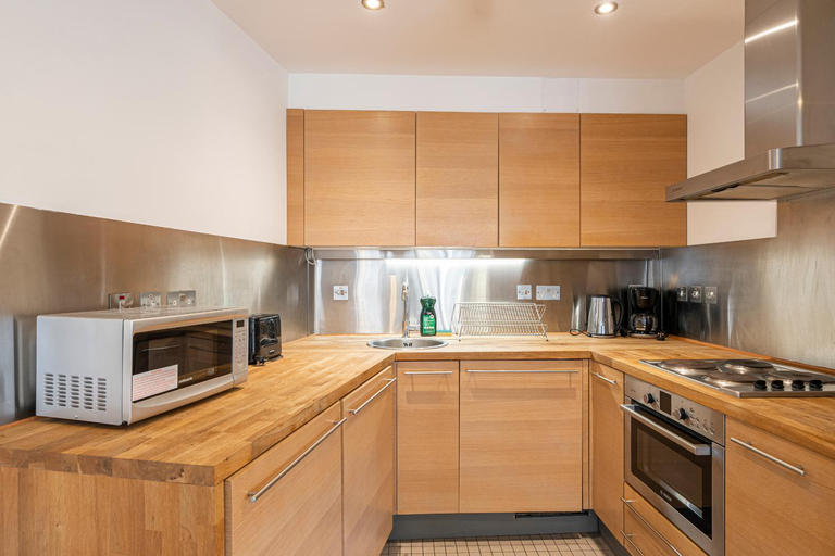 Others 5, London City Lofts, London