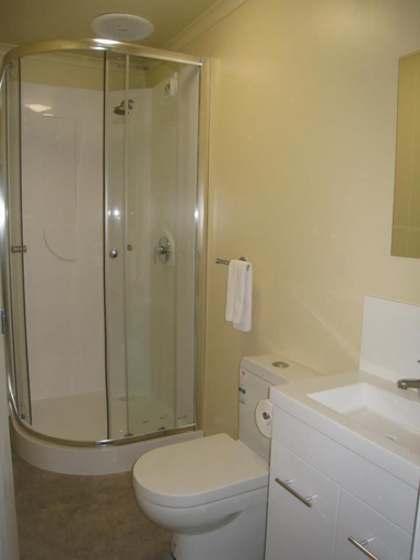 Bathroom 4, Amaroo Holiday Park, Bass Coast - Phillip Is.