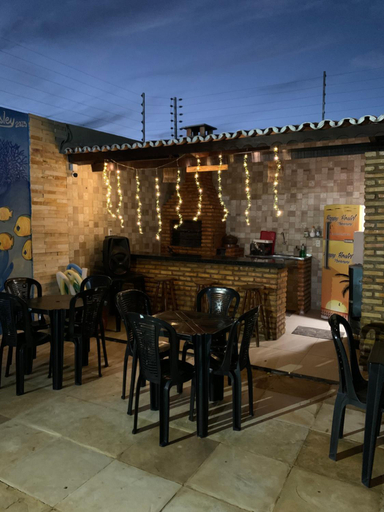Food & Drinks, Happy Hostel e Pousada Paracuru, Paracuru