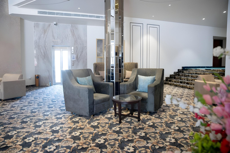 Public Area, The Retreat Resort, Delhi
