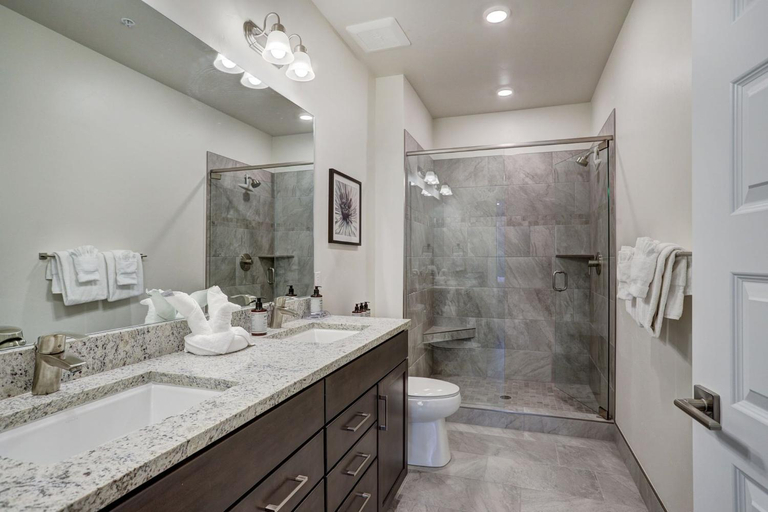 Bathroom 3, Clearwater Lofts by Vail Resorts, Summit