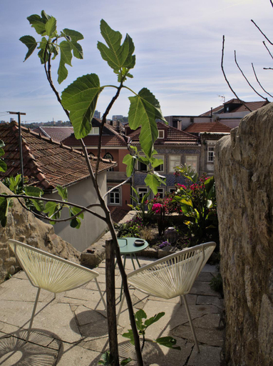 Others 4, Casa Farrapos, Porto