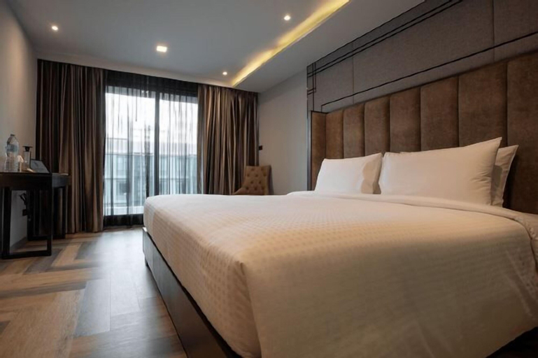 Bedroom 12