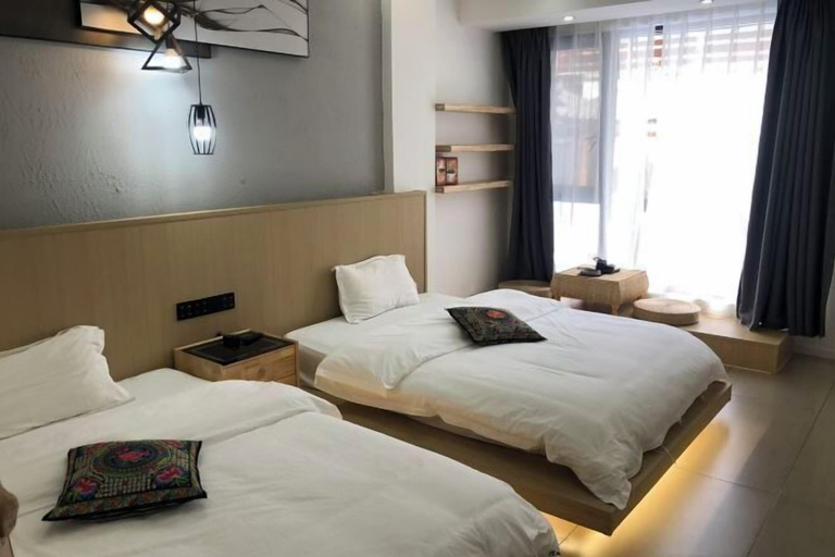 Bedroom 3, Qingyuan B&B, Wenshan Zhuang and Miao