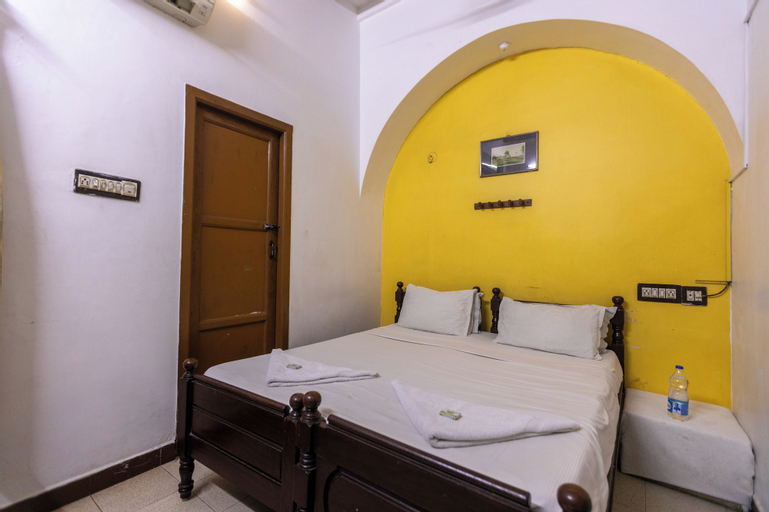Bedroom 2, Hotel Coramandal Heritage, Puducherry