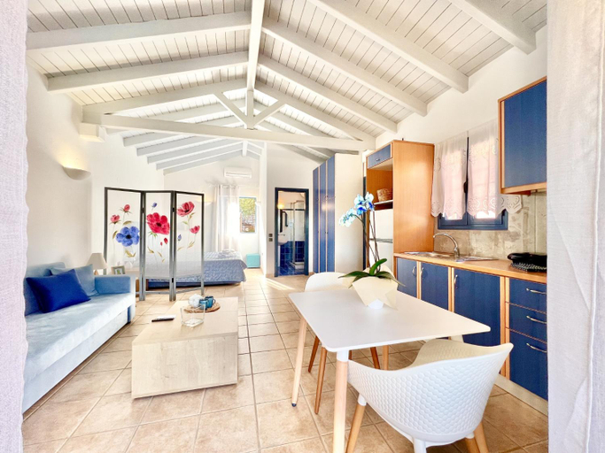 Others 5, Barbati Blu & Verde Beach Houses with pool by DadoVillas, Ionian Islands