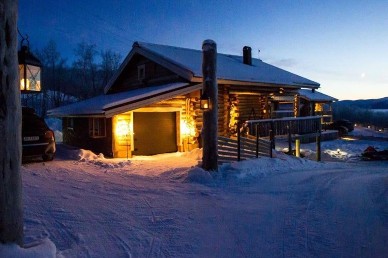Exterior view 2, Kelo Aurora luxury cabin, Lapland