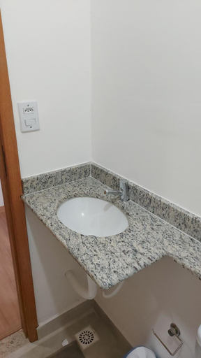 Bathroom 4, Star Hotel Quarto 206, Juiz de Fora