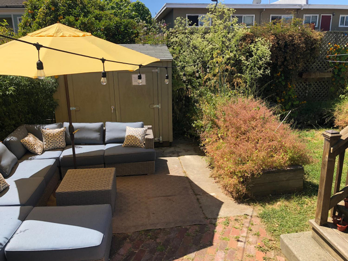 Exterior & Views 4, Light filled Condo 3 Bedrm with enclosed sunny backyard, Alameda