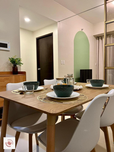Dining Room 12