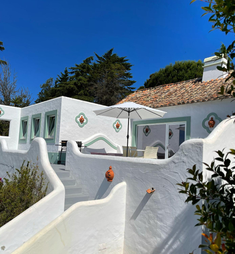 Others 4, Casas da Vista II & I & 0, Sesimbra