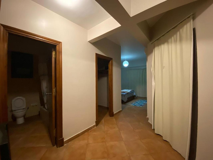 Others 5, Bahga villa , Al-'Amriyah