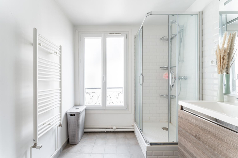 Bathroom 1, Appartement Haussmannien dernier étage, Paris