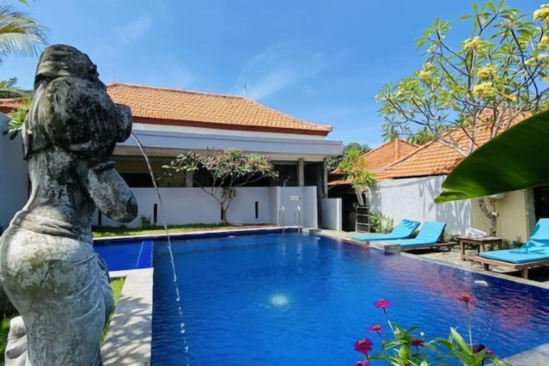 Swimming Pool 22