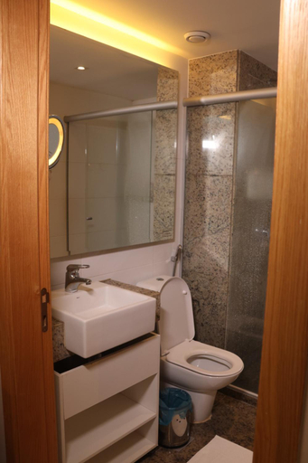 Bathroom, Flat Premium Particular Cullinan Hotel, Brasília