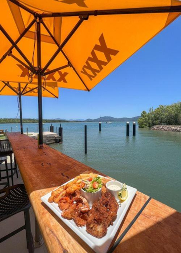 Food & Drinks 5, Lucinda Cove Resort, Hinchinbrook