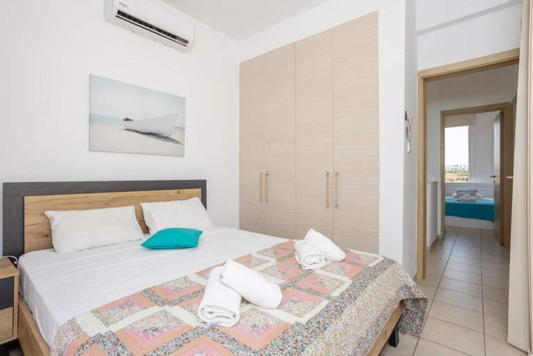 Bedroom 2, Villa Vitamin Blue