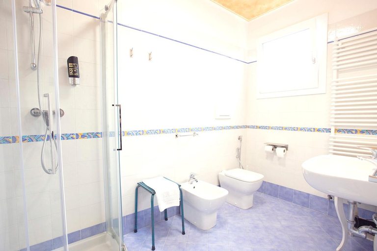 Others 4, Cosy Apartment in Romano D'Ezzelino with Private Garden, Vicenza