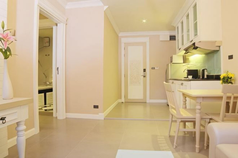 Dining Room 21