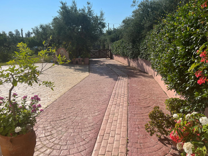 Others 5, Villa Zoi, Ionian Islands