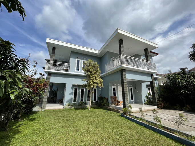 Villa Dalfa Puncak, Bogor