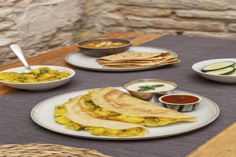 Food & Drinks 5, Fabexpress Diamond Sector 45, Chandigarh