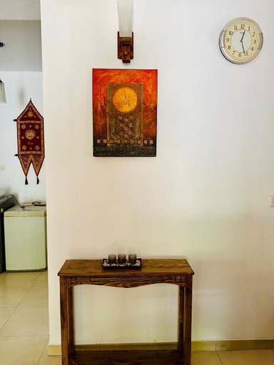 Others 5, Casa Winnie, Kelaniya