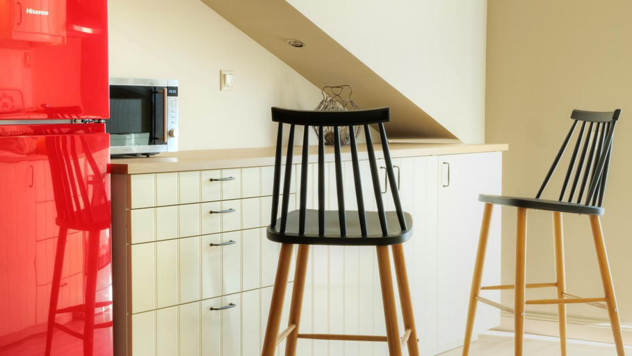 Kitchen 2, Heron's Path I, Ionian Islands