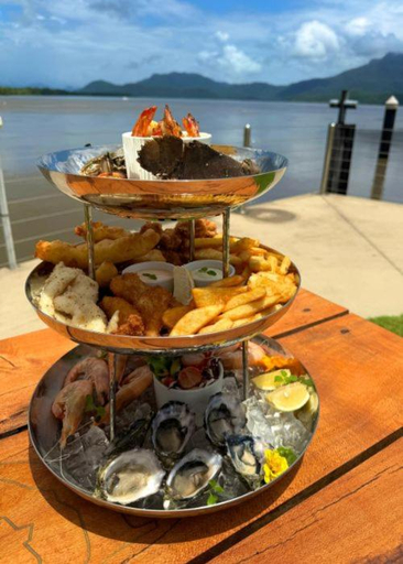 Food & Drinks 2, Lucinda Cove Resort, Hinchinbrook