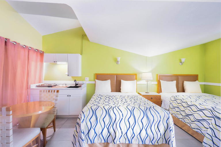 Bedroom 3, Warm Mineral Springs Motel, Sarasota