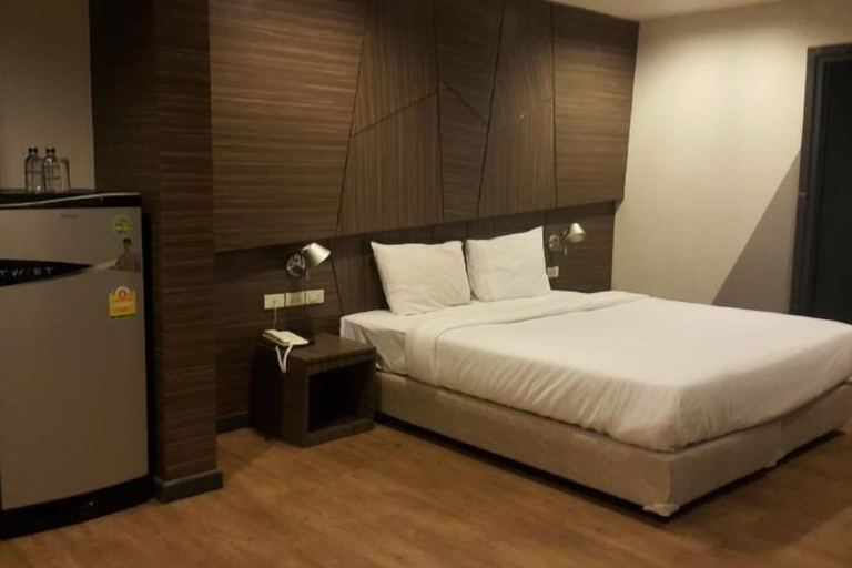 Bedroom 24
